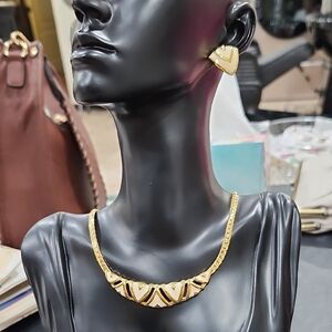 VINTAGE AVON CHEVRON NECKLACE and EARRINGS SET